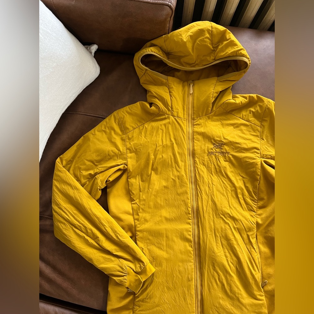 Arc’teryx Atom hoodie